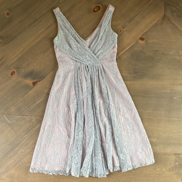 Grey lace over pink lining dress. Size xs - Picture 3 of 6
